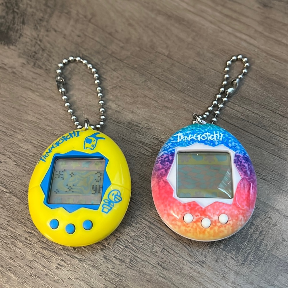 2 Tamagotchi